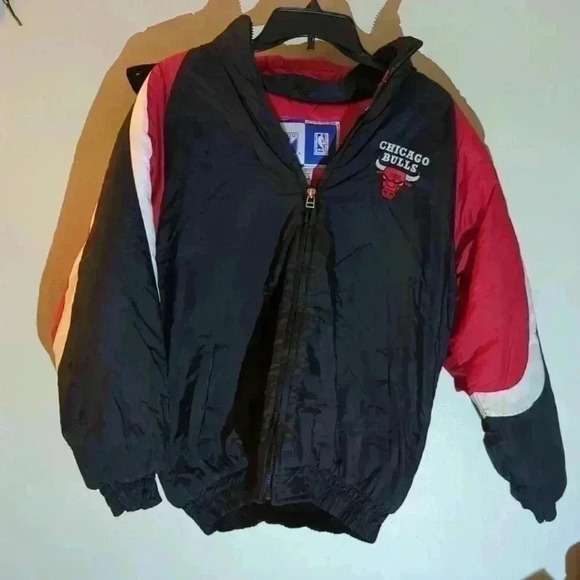 Vintage Logo 7 Chicago Bulls Youth large winter jacket - Picture 2 of 10